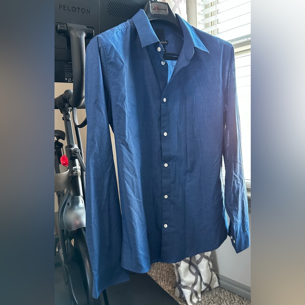 H&M XL SLIM BLUE SHIRT